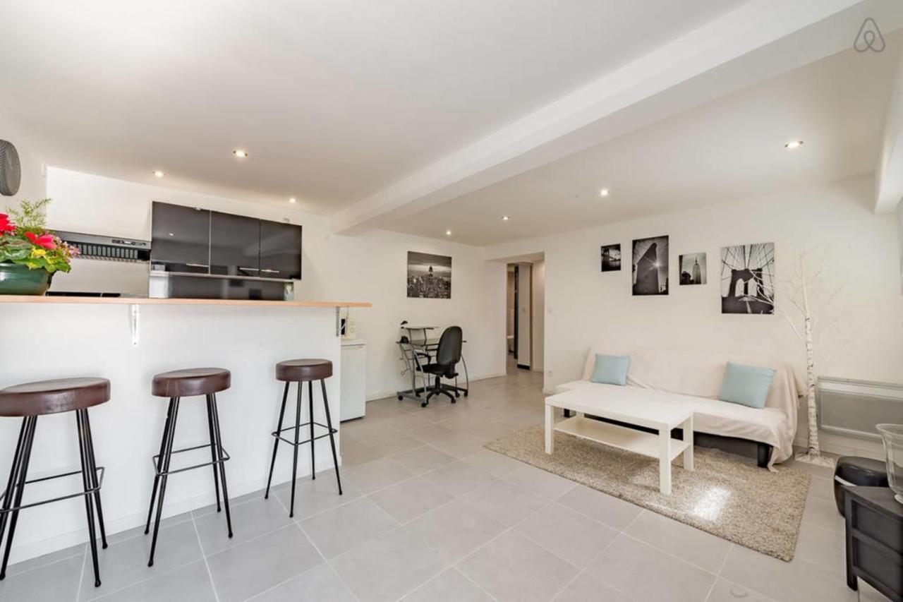 Guestready - Modern And Spacious Flat Near Vaise リヨン エクステリア 写真